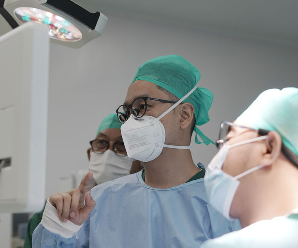 Teknologi Robotic Spine Surgery RS Premier Bintaro
